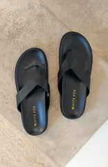 Leonato Thong Sandals Black